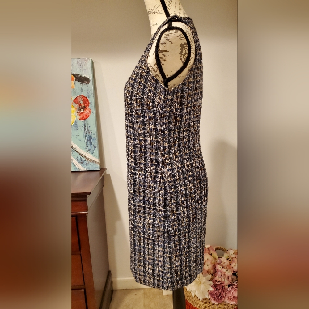 J• CREW.  WOMEN'S Black/Navy Sleeveless, Round Neck, Shift Tweed Dress, Size 2. - Picture 4 of 8